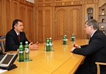 Олександр Вілкул провів зустріч з президентом академії при Президентові України Юрієм Ковбасюком