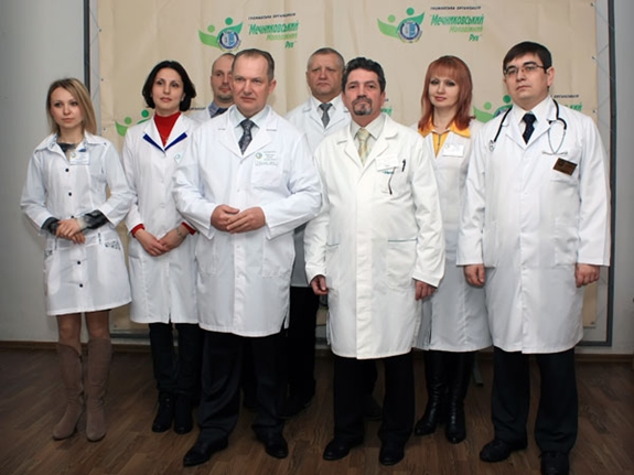 На Дніпропетровщині з початку 2012 року лікарями Мечниківського молодіжного руху було комплексно обстежено понад 1000 жителів області
