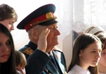 Близько 300 тисяч школярів Дніпропетровської області взяли участь в єдиному уроці пам'яті та мужності «Вклоняємось доземно всім солдатам»